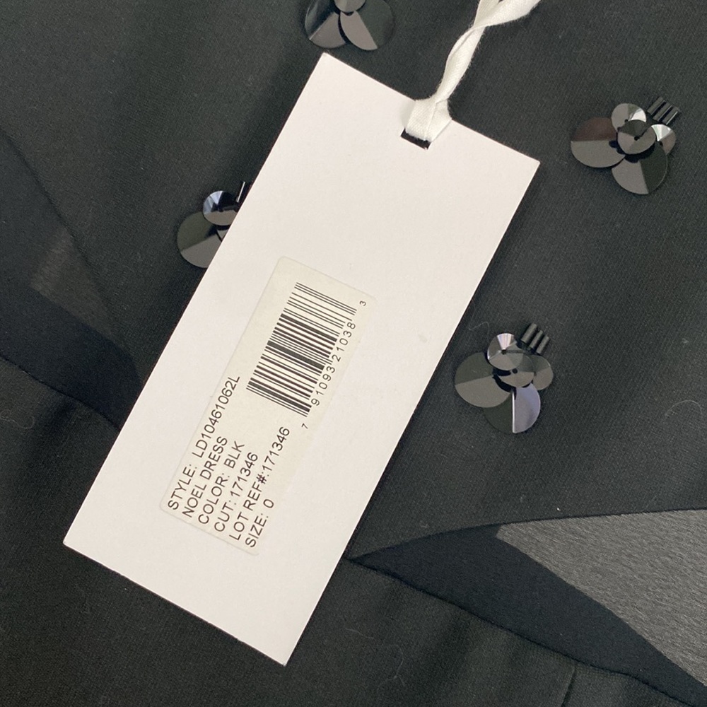 Elizabeth & James little black dress size 0 NWT fit and flare - Picture 3 of 8